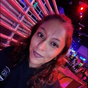 Meet your Posher, Erika